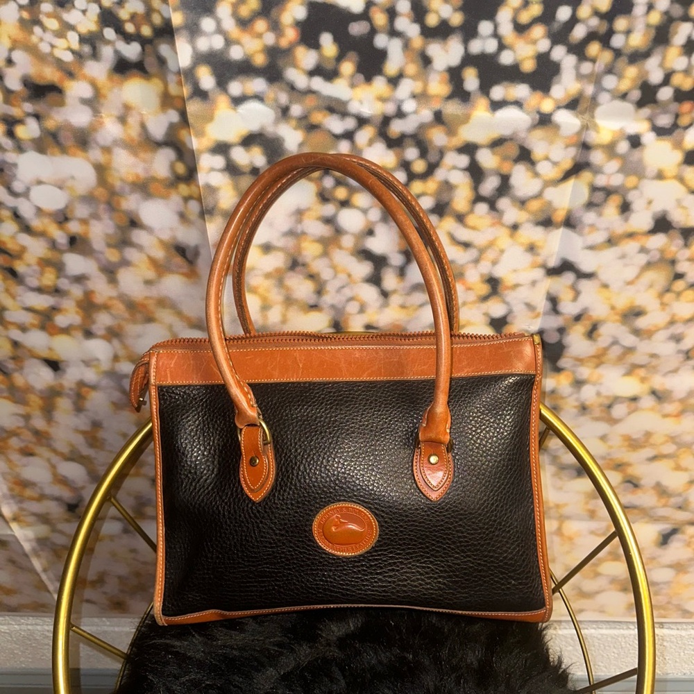 Elegant Black and Tan Leather Handbag